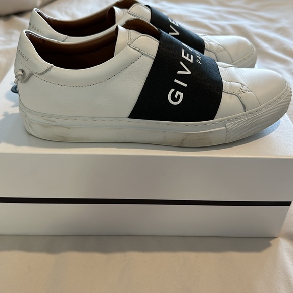 Givenchy Urban Street Sneaker - Picture 6 of 12